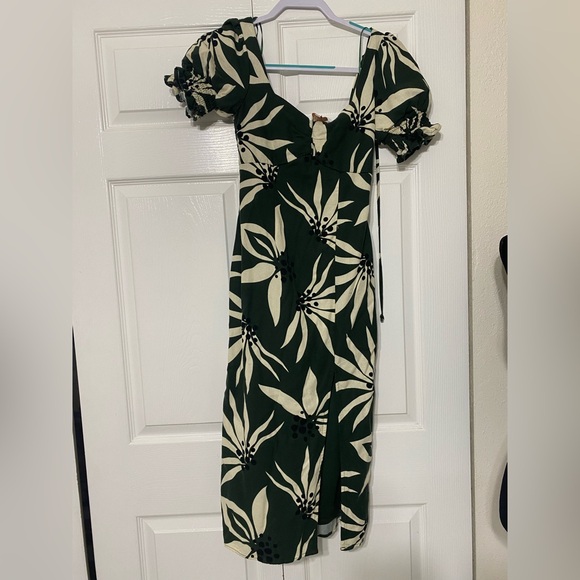 Francesca's Collections Dresses & Skirts - Audrey Parks + Francesca Floral Green and Cream Women's Dress size XS